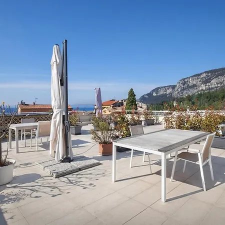 Apartment La Rocca Relax