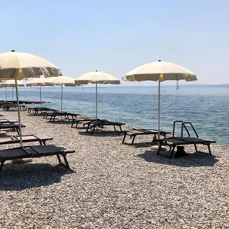 La Rocca Relax Daire Garda (Verona)